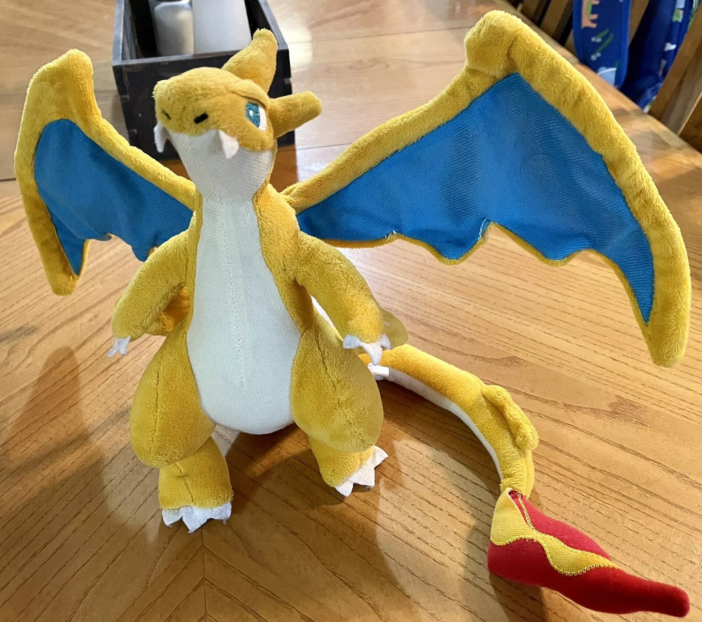Peluche Pokémon Méga-Dracaufeu  30 cm